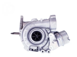 Restaurēts turbokompresors BorgWarner KKK 54389880005 54389700005 54389880018 54389700018 54389880019 54389700019 144110219R 144116575R 144110972R 8201067824 6220900400 A6220900400 6220900500 A6220900500 622090040080 A622090040080 622090050080